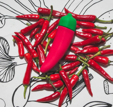 Emojibator Chili Pepper Vibrator – Red Flexible Bullet Vibe | PurpleNight.ca