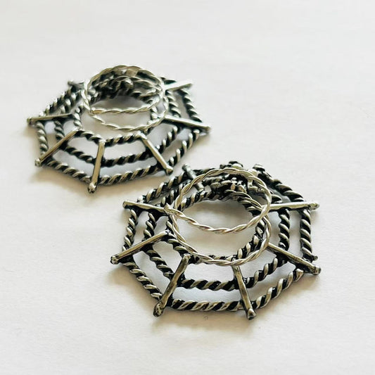 Spider Web Nipple Rings – Non-Piercing