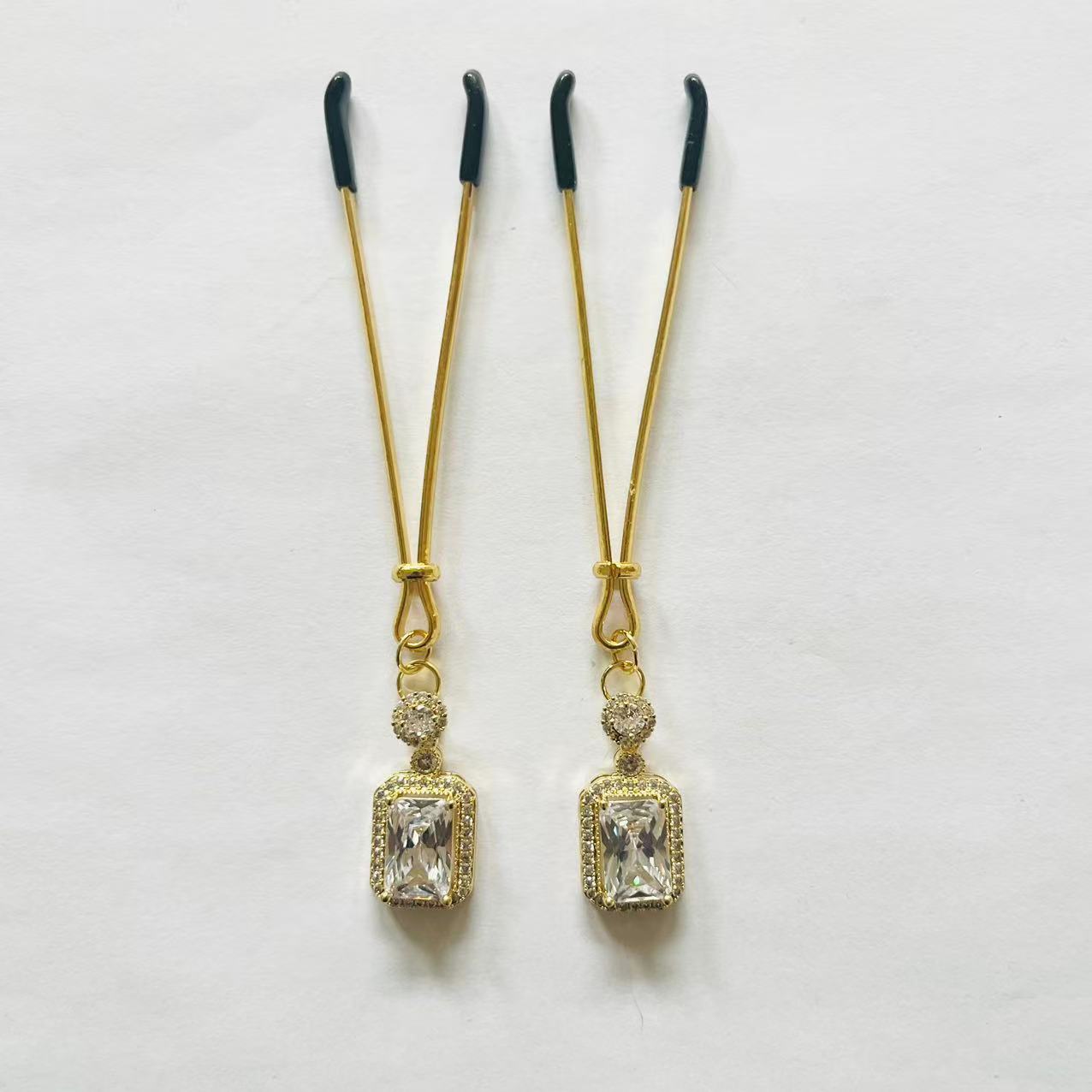 Golden Crystal Nipple Clamps – Glamorous Elegance with Regal Sparkle