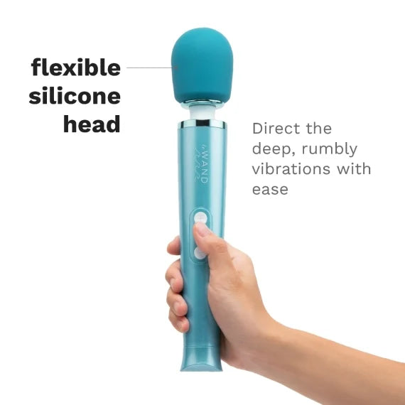 Le Wand Dive waterproof wand massager in sleek dark finish
