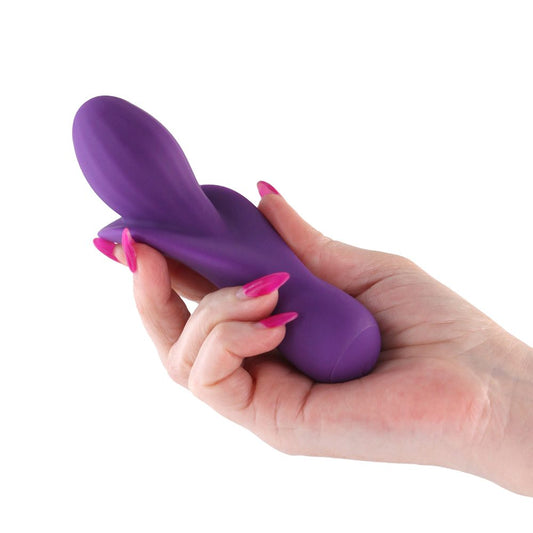 Compact rechargeable silicone vibrator with sleek design