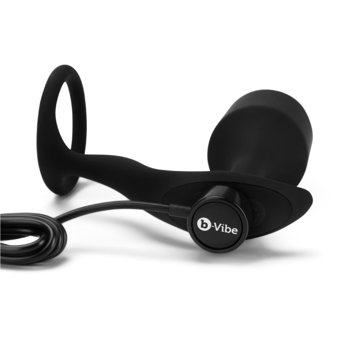 Heavy vibrating plug with cock ring in XL size