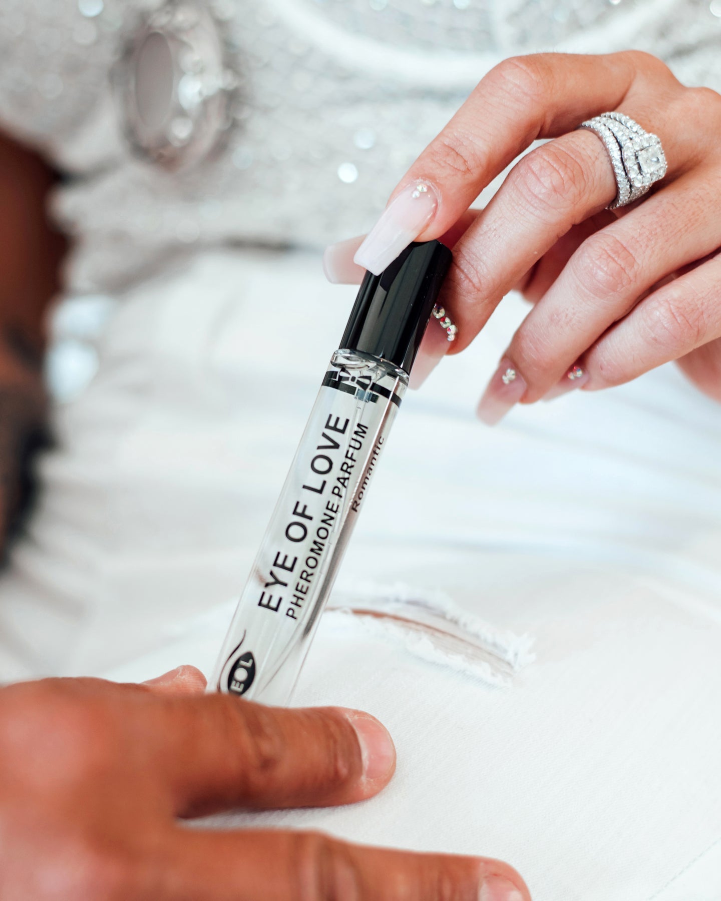 Eye Of Love Romantic Pheromone Cologne – 10ml roll-on bottle with pheromones