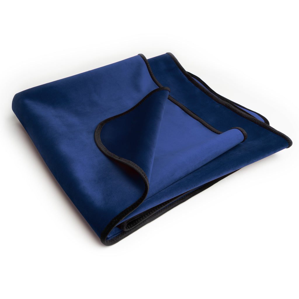 Liberator Fascinator Throw – waterproof intimacy blanket in travel size