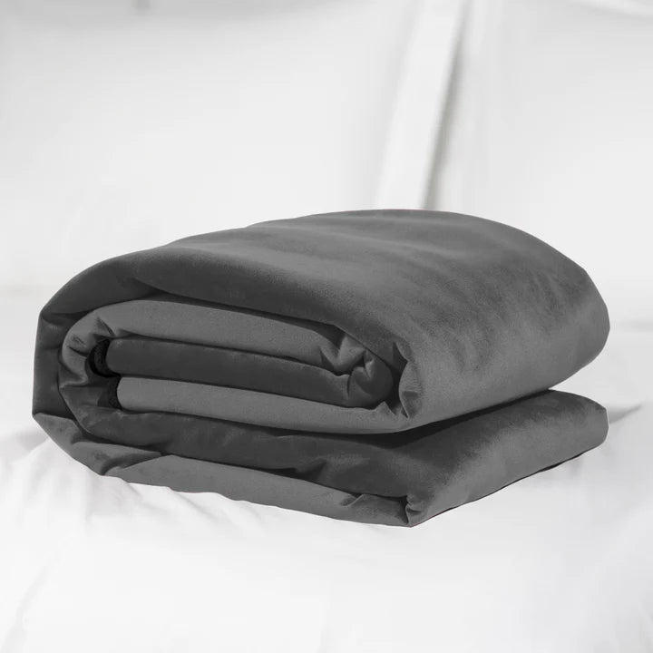 Liberator Fascinator Throw – waterproof intimacy blanket in travel size