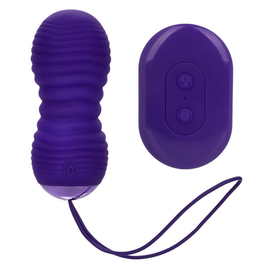 Slay ThrustMe compact vibrator with remote and silicone body