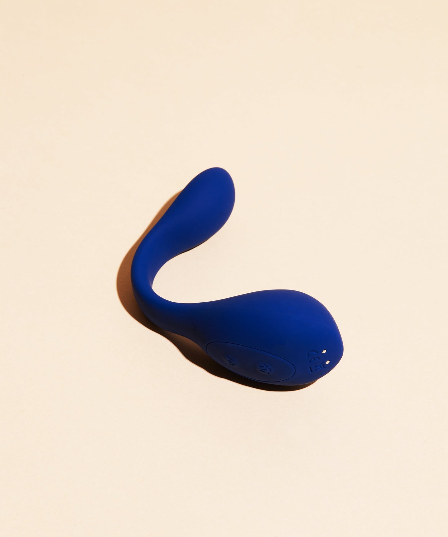 Clitoral suction stimulator and bendable G-spot vibrator