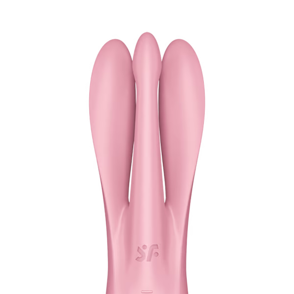 Triple-arm clitoral vibrator for labia and vulva stimulation