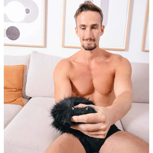 Sportsheets Spiked Sensory Mitt