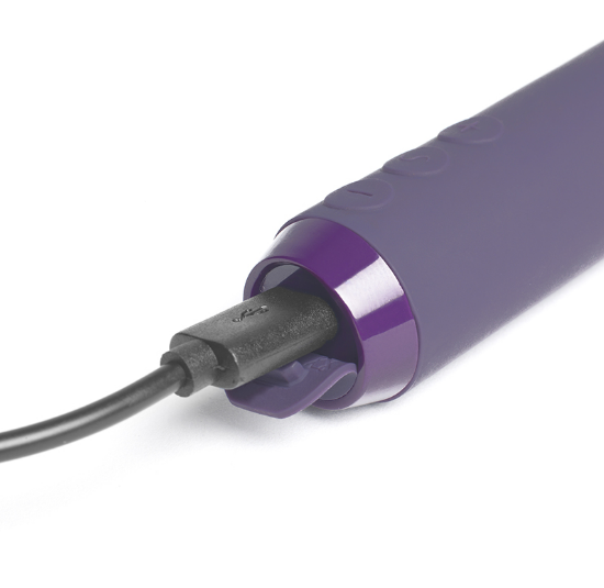 Compact G-spot bullet vibrator in matte silicone finish