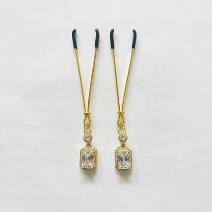 Gold nipple clamps with rectangular clear gem and crystal accent – PurpleNight.ca