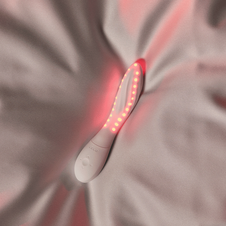 LELO MONA Spectra G-Spot Massager with Red LED Light
