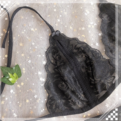 Black lace open cup and crotchless lingerie set