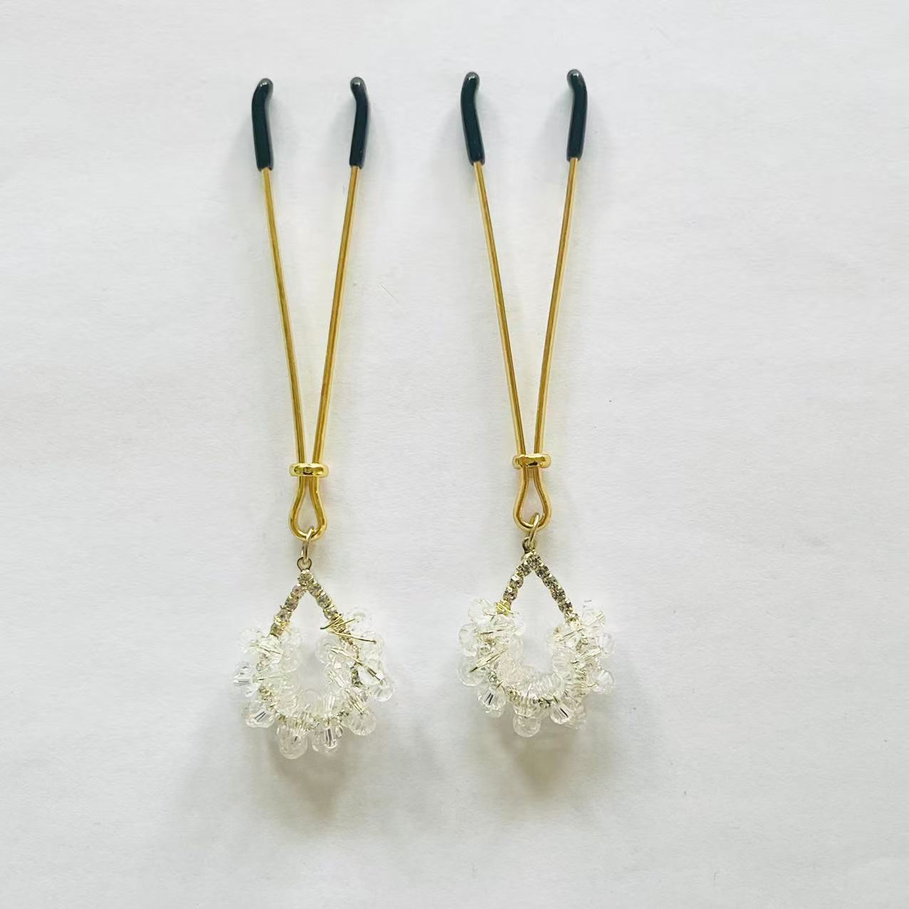 Crystal Bloom Nipple Clamps – Frosted Elegance with Delicate Beading