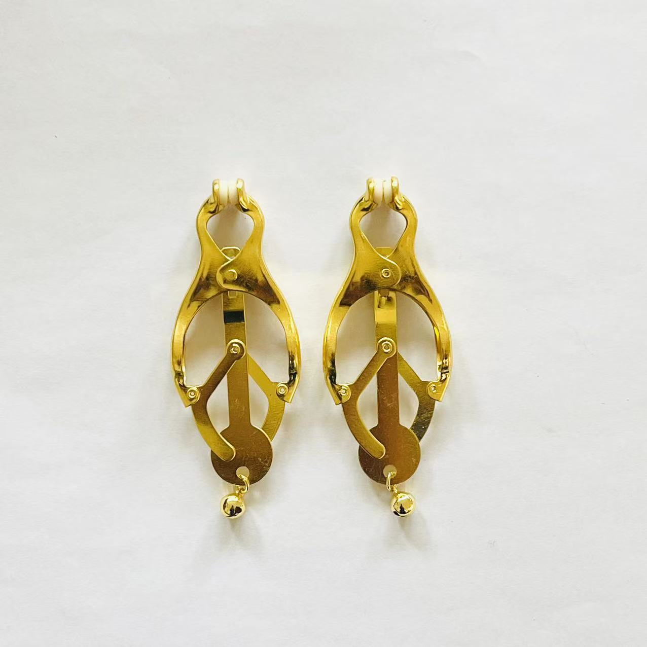 Gold Clover Nipple Clamps – Adjustable Pressure BDSM Jewelry for Intense Play