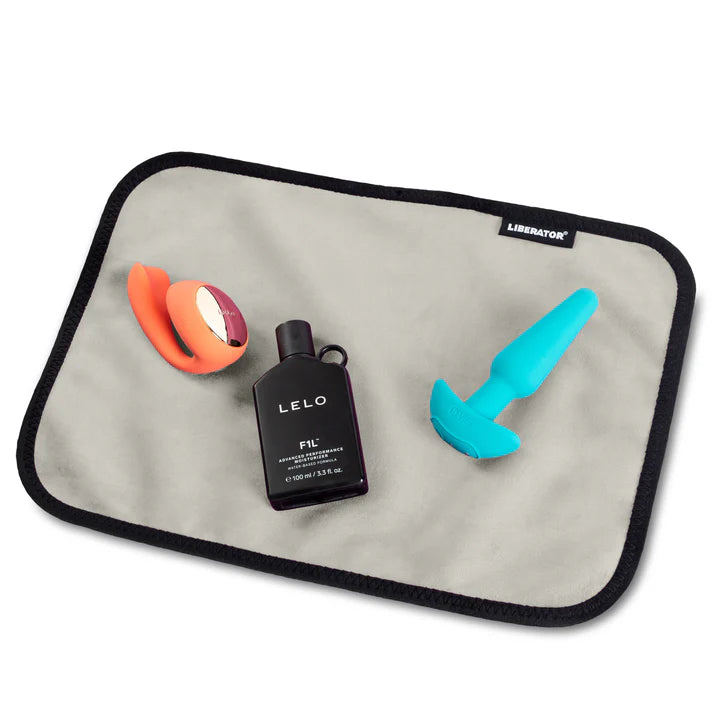 Liberator Fascinator Toy Pad – Compact Moisture Barrier Mat for Sex Toys and Lubes, 11" x 16"