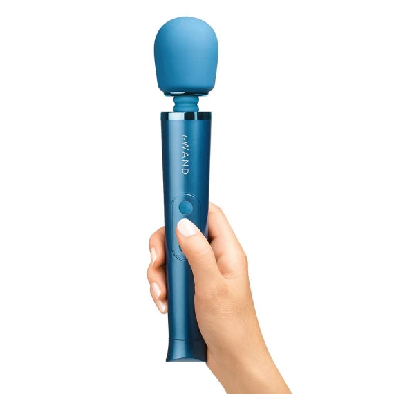 Le Wand Petite Rechargeable Massager 