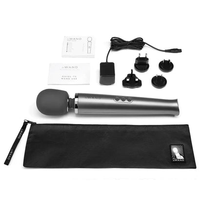 Le Wand luxury packaging and travel case included