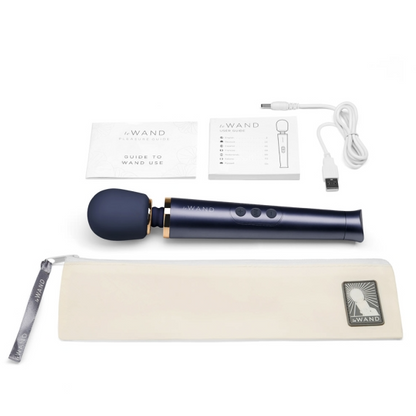 Le Wand Petite Rechargeable Massager 