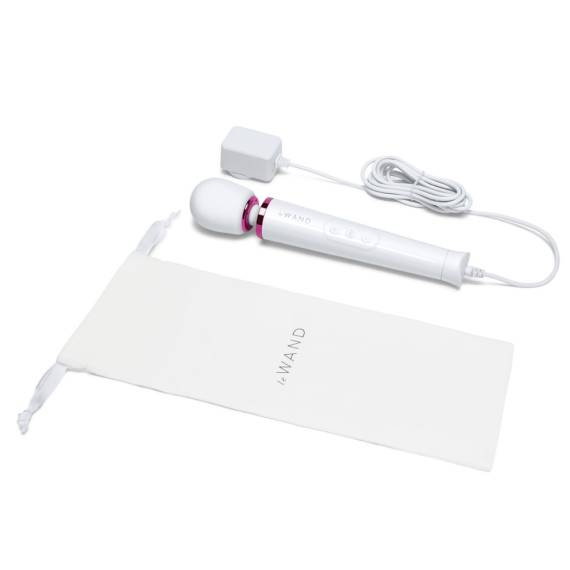Le Wand Plug-In wand compatible with all Petite-size attachments