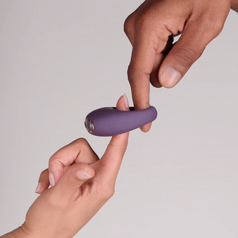 Je Joue Mio Silicone Vibrating Cock Ring – Flexible Luxury Couples’ Toy